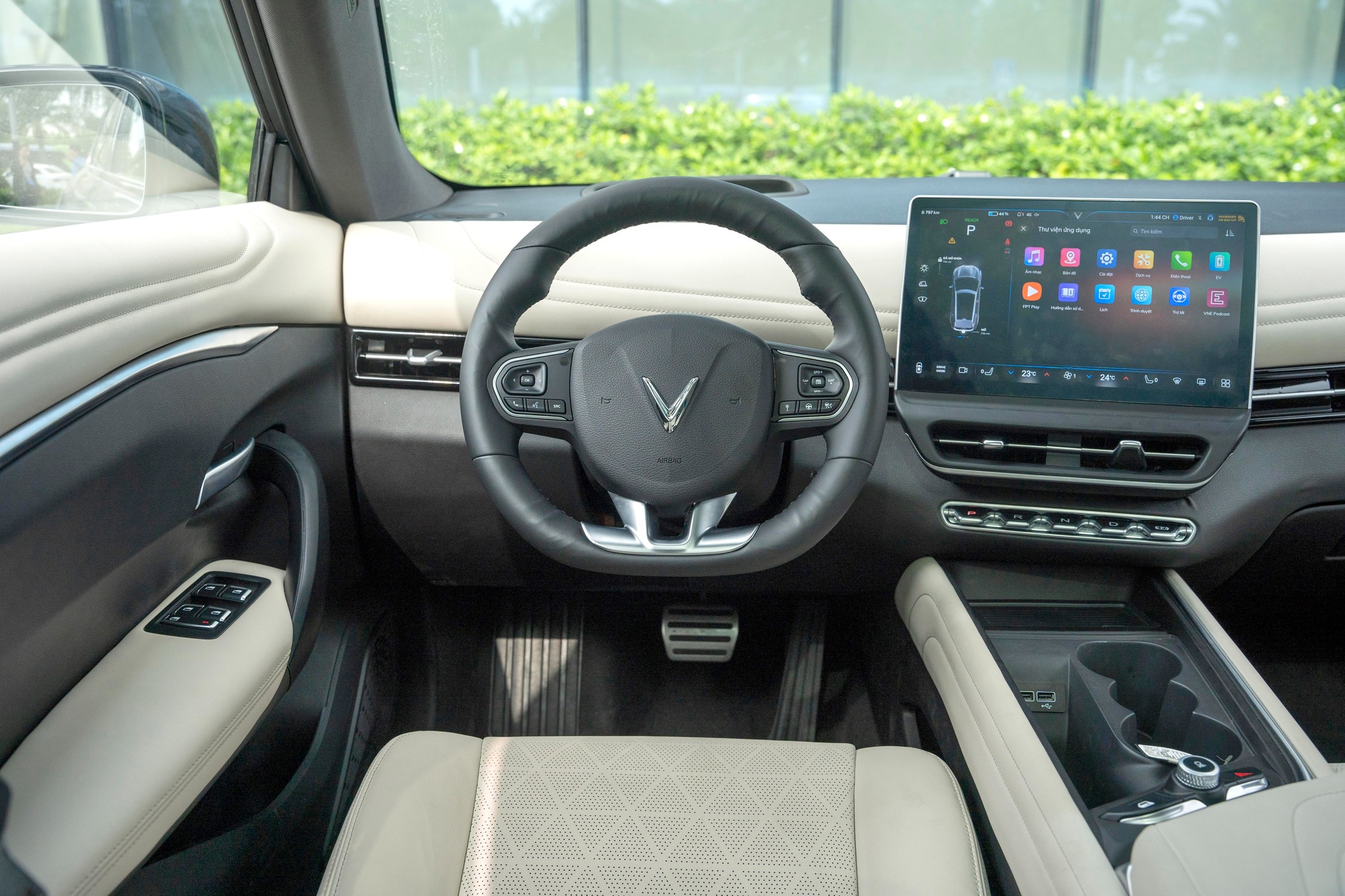 Nội thất xe VinFast VF7 2025